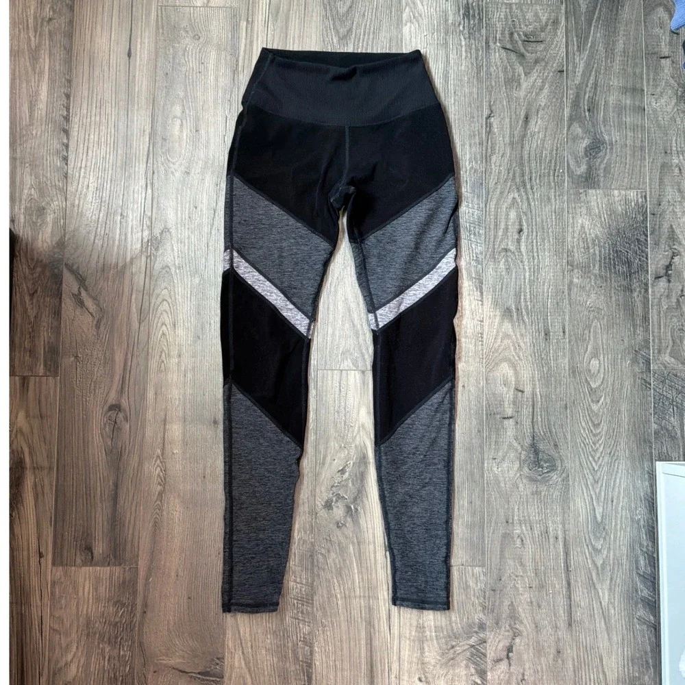 Alo Yoga Womens High Waist Coast Leggings‎ Black Grey Colorblock Mesh XS